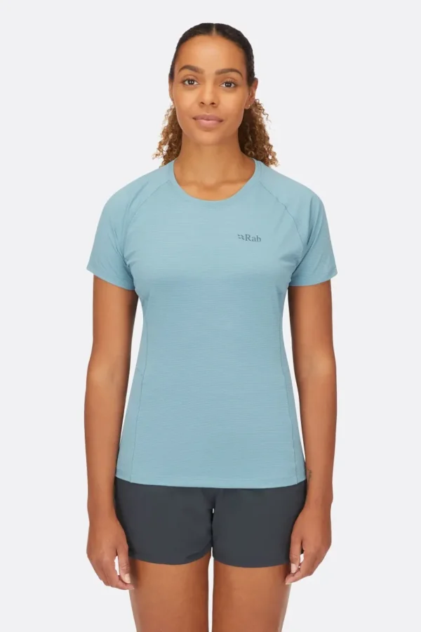 ⁦חולצה מנדפת שרוול קצר Rab Women's Sonic Tee⁩ – תמונה ⁦2⁩